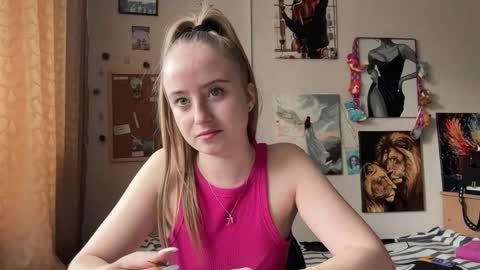 Karina online show from 03-31-26, 01:44