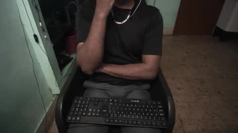 Snapshot of tamil_nadu chatting on 12-04-25, 05:32 tamil_nadu online show from 12-04-25, 05:32