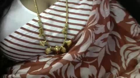 Snapshot of tamil_rathi chatting on 11-17-25, 02:28 tamil_rathi online show from 11-17-25, 02:28