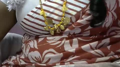 Snapshot of tamil_rathi chatting on 11-28-25, 02:47 tamil_rathi online show from 11-28-25, 02:47