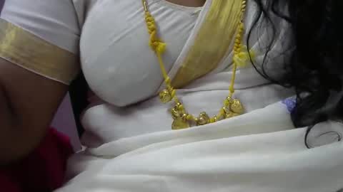 Snapshot of tamil_rathi chatting on 12-03-25, 12:29 tamil_rathi online show from 12-03-25, 12:29