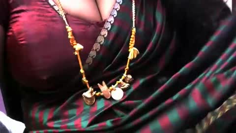 Snapshot of tamil_rathi chatting on 12-04-25, 03:16 tamil_rathi online show from 12-04-25, 03:16