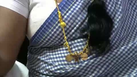 Snapshot of tamil_rathi chatting on 12-04-25, 05:10 tamil_rathi online show from 12-04-25, 05:10