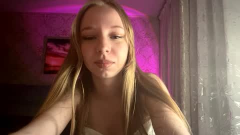 Snapshot of tammiglembocki chatting on 05-01-26, 07:40 Jenny online show from 05-01-26, 07:40