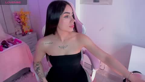 Snapshot of tammy_w chatting on 03-06-25, 08:59 Tammy online show from 03-06-25, 08:59