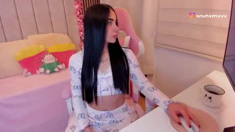 Snapshot of tammy_w chatting on 02-11-26, 04:12 Tammy online show from 02-11-26, 04:12