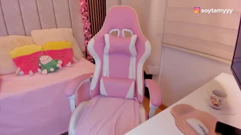 Snapshot of tammy_w chatting on 02-13-26, 06:37 Tammy online show from 02-13-26, 06:37