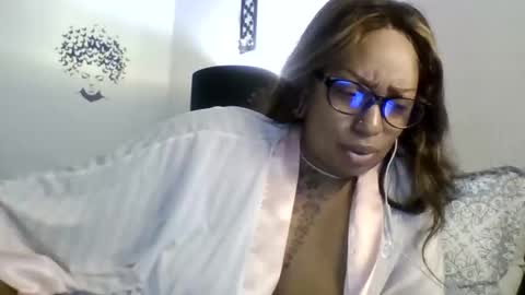 Snapshot of tammygold chatting on 09-27-25, 04:39 Tammygold online show from 09-27-25, 04:39