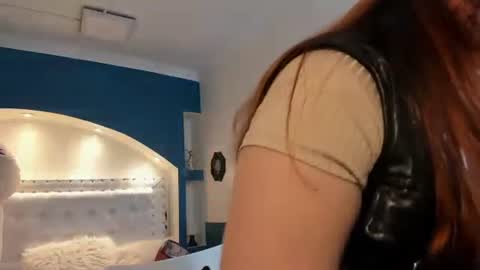 Tammara  online show from 12-24-24, 07:11