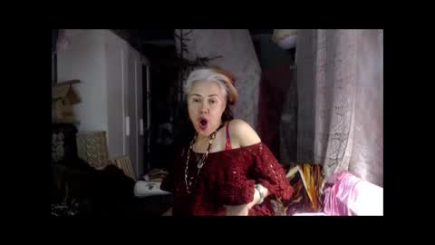 Milena online show from 10-17-25, 01:46