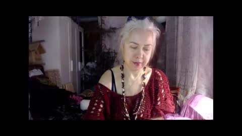 Milena online show from 10-19-25, 04:40