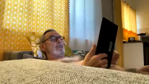 Dominique online show from 03-06-25, 09:03