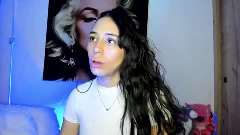 tania06 online show from 11-18-25, 02:43