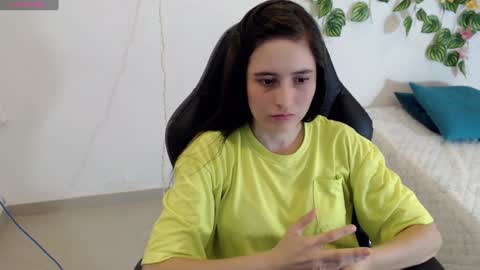 Tania  online show from 02-07-25, 05:51