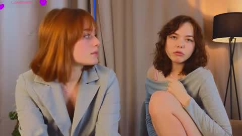 Snapshot of tanishamunshi chatting on 12-14-25, 04:07 Angela and Victoria online show from 12-14-25, 04:07