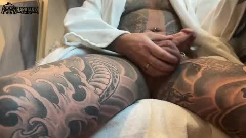 Tank Guy online show from 04-18-26, 10:10