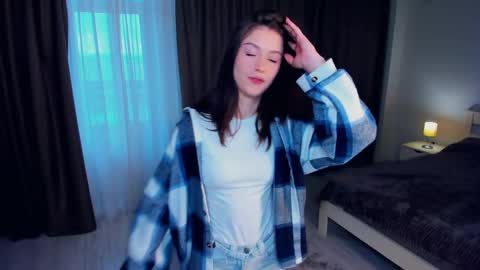 Anna online show from 04-11-26, 05:23