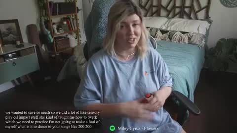 Snapshot of tantric_eden_ chatting on 12-18-25, 08:04 Lilith Eden sometimes Eve online show from 12-18-25, 08:04