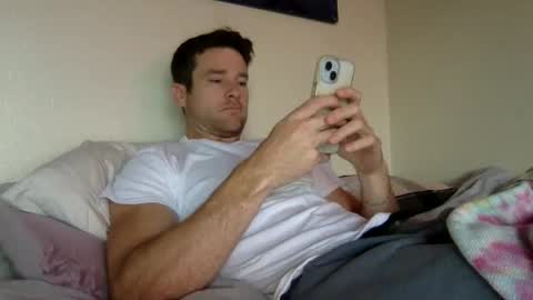 Dr. Love online show from 10-18-25, 01:23