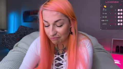 Snapshot of tanya_acid chatting on 05-17-26, 03:59 Tanya acid online show from 05-17-26, 03:59