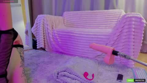 tanya_wellis online show from 12-14-25, 10:42