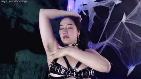 tanya online show from 11-26-25, 12:11