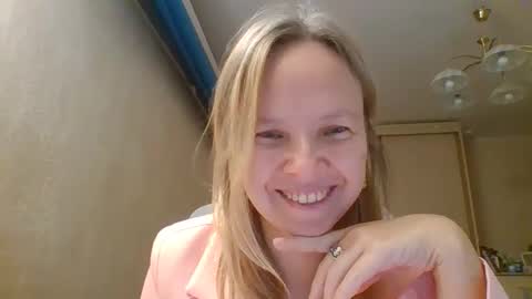 Snapshot of tanystar chatting on 11-30-25, 02:04 tanystar online show from 11-30-25, 02:04