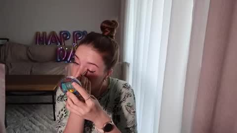 Snapshot of tanywish chatting on 11-13-25, 02:05 Tanya Chudo online show from 11-13-25, 02:05