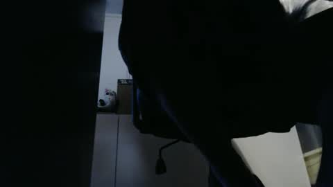 Snapshot of tap_b chatting on 12-03-25, 07:27 Patrick online show from 12-03-25, 07:27