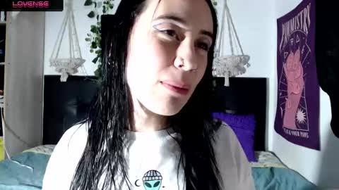 Snapshot of tara_joi chatting on 12-19-24, 04:13 Tara online show from 12-19-24, 04:13