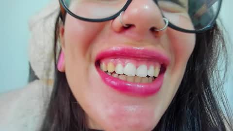 Snapshot of tara_joi chatting on 02-24-26, 01:20 Tara online show from 02-24-26, 01:20