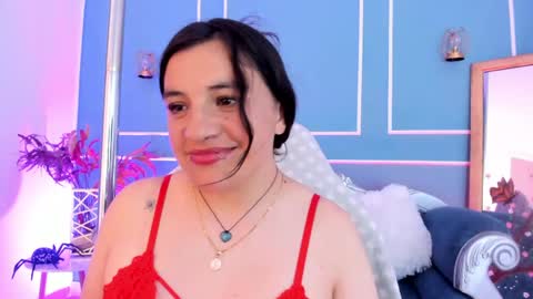 Snapshot of tarataylorr chatting on 05-16-26, 08:18 Tara online show from 05-16-26, 08:18