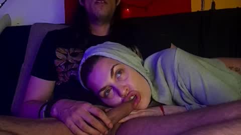 Snapshot of tarian_xxx chatting on 11-04-25, 08:19 T J online show from 11-04-25, 08:19