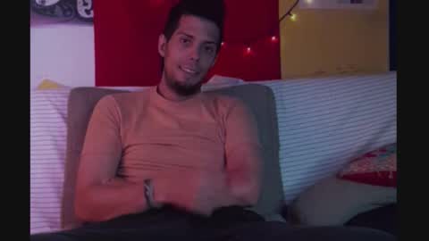 T  J   online show from 02-06-26, 10:29