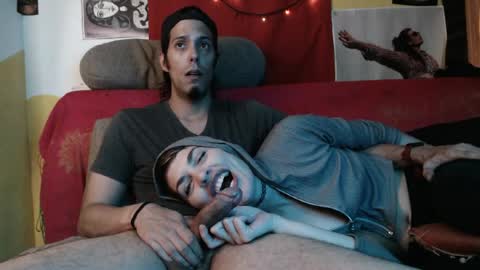 T  J   online show from 04-02-26, 07:44