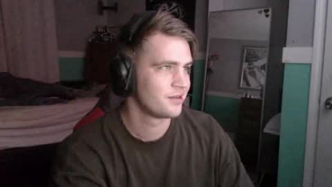 tarus333 online show from 10-07-25, 06:43