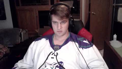 Snapshot of tarus333 chatting on 01-06-26, 12:14 tarus333 online show from 01-06-26, 12:14