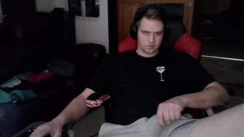 Snapshot of tarus333 chatting on 03-09-26, 03:32 tarus333 online show from 03-09-26, 03:32