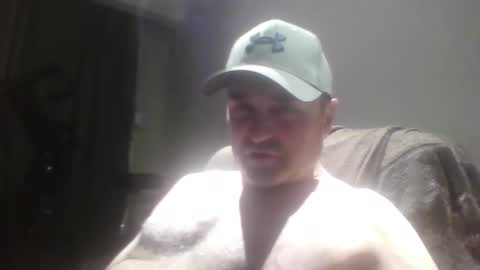 Snapshot of tarzeny77 chatting on 05-07-26, 01:44 tarzeny77 online show from 05-07-26, 01:44