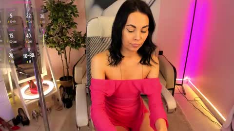 Snapshot of tashahoney chatting on 02-13-25, 12:24 Tasha online show from 02-13-25, 12:24