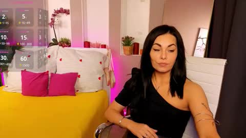 Snapshot of tashahoney chatting on 12-13-25, 09:09 Tasha online show from 12-13-25, 09:09