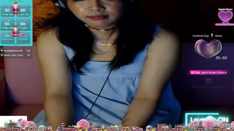 Snapshot of tashakai chatting on 12-03-25, 03:25 TashaKai online show from 12-03-25, 03:25