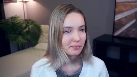 Your Ressie online show from 11-28-25, 08:28