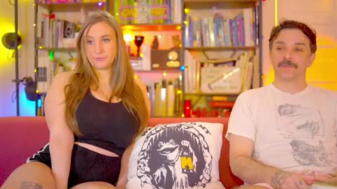 Vivian  Clark online show from 01-13-25, 01:17