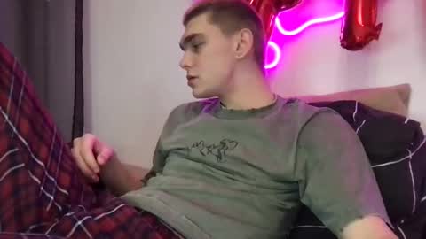 tasteithorny online show from 01-27-25, 08:17