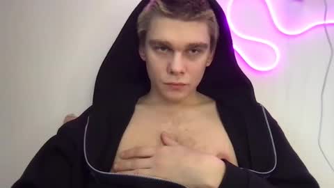 tasteithorny online show from 03-04-25, 07:51