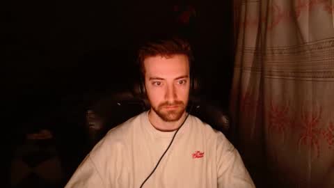 Snapshot of tastemyboner chatting on 01-02-25, 01:06 tastemyboner online show from 01-02-25, 01:06