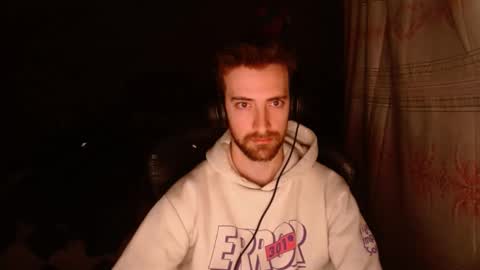 Snapshot of tastemyboner chatting on 01-04-25, 02:25 tastemyboner online show from 01-04-25, 02:25