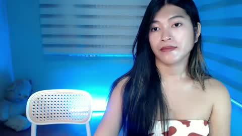 Snapshot of tasteofinnocent69 chatting on 01-21-25, 08:41 online show from 01-21-25, 08:41