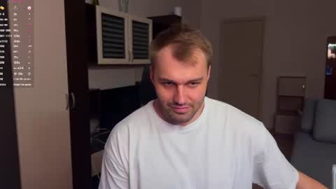 Snapshot of tasty_justin chatting on 06-12-26, 08:41 My shows 2100500 UTC3 online show from 06-12-26, 08:41